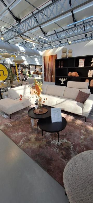 Hoekbank Cuba showmodel beschikbaar voor biedingen