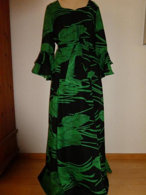 VINTAGE jaren 70 Coronel maxi jurk maat 38 groen zwart blad, Kleding | Dames, Jurken, Zo goed als nieuw, Maat 38/40 (M), Groen