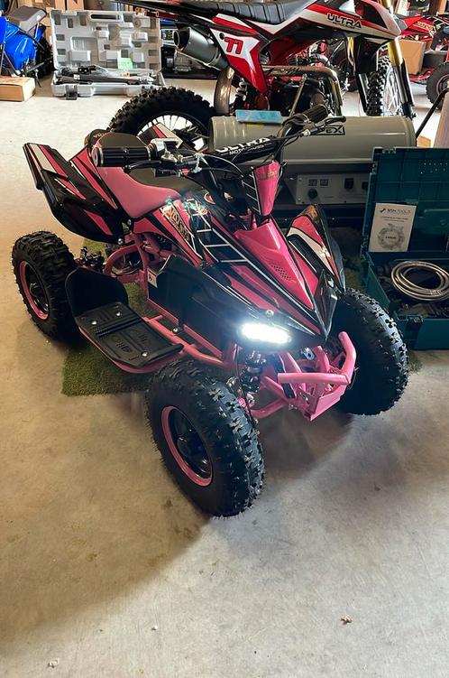 Roze elektrische kinder quad NIEUW €425,00, Kinderen en Baby's, Speelgoed | Buiten | Accuvoertuigen, Nieuw, Ophalen of Verzenden