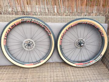 Space carbon WS34 (29 inch) wielset beschikbaar voor biedingen