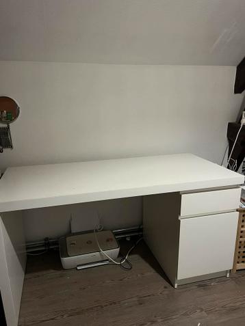 Witte Malm bureau IKEA 140x73 cm - Gebruikt - afbeelding 3