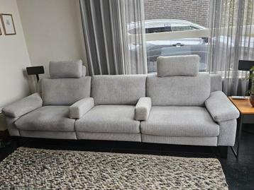 Montel Montelex bank met 2 electr. verstelbare relaxplaatsen beschikbaar voor biedingen