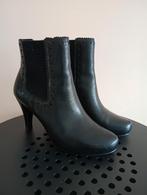 Clarks korte leren laarsjes ZGAN zwart 39, Ophalen of Verzenden, Zo goed als nieuw, Zwart