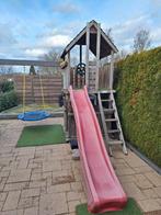 Mooi degelijk speelhuis, Ophalen, Glijbaan