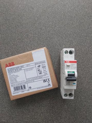 Nieuwe abb aardlekautomaten DS301C  beschikbaar voor biedingen