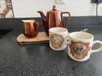 Villeroy & Boch koffiekan, roomkannetje en twee mokken, Ophalen of Verzenden, Zo goed als nieuw, Overige stijlen, Kop(pen) en/of Schotel(s)