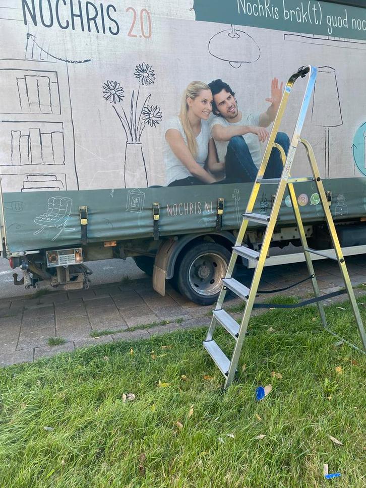 Handige Huishoudtrap - Zo Goed Als Nieuw 6 treden - nochris, Doe-het-zelf en Verbouw, Ladders en Trappen, Zo goed als nieuw, Trap
