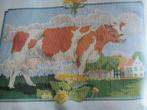 Borduurpatroon  Rood Bonte Koe   nr 5304 90, Hobby en Vrije tijd, Borduren en Borduurmachines, Verzenden, Nieuw, Handborduren