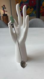 Vintage Lange Verzilverde Lepel met een Edelsteen, 18 cm,, Antiek en Kunst, Antiek | Bestek, Ophalen of Verzenden