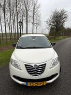 Lancia Ypsilon 0.9 TwinAir GOLD|AUT|CRUISE| ZUINIG|A-LABEL, Auto's, Lancia, Euro 5, Stof, Wit, Origineel Nederlands