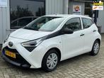 Toyota Aygo 1.0 VVT-i x-fun|AIRCO|CARPLAY|LED|NAP|RIJKLAAR|I, Auto's, Voorwielaandrijving, Start-stop-systeem, Stof, Gebruikt