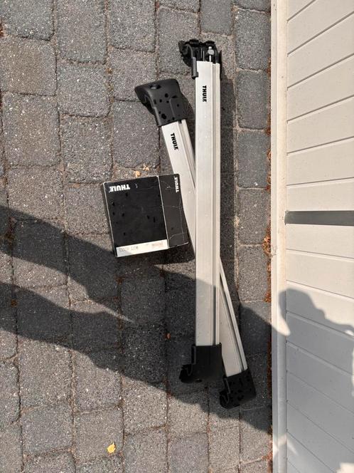 Thule Wingbar Edge voor BMW 3serie/X3/X5 met gein. dakreling, Auto diversen, Dakdragers, Zo goed als nieuw, Ophalen