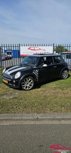 Mini Mini 1.6 Cooper Park Lane nieuwe apk 2026, Voorwielaandrijving, Gebruikt, 4 cilinders, 4 stoelen