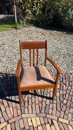 Antieke stoel met echte oude vering, Ophalen
