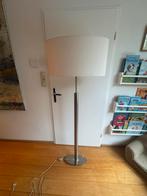 Stijlvolle Staande Lamp - RVS & Crème, Huis en Inrichting, Lampen | Vloerlampen, Ophalen of Verzenden, Zo goed als nieuw, Metaal