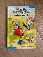 De hondenclub. Verboden terrein., Ophalen of Verzenden, Zo goed als nieuw