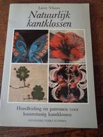 boek over kant klossen met patronen, Hobby en Vrije tijd, Kantklossen, Ophalen of Verzenden, Zo goed als nieuw, Boek of Tijdschrift