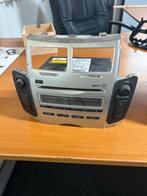 Toyota Yaris Scherm/Radio, Auto diversen, Autoradio's, Ophalen of Verzenden, Gebruikt