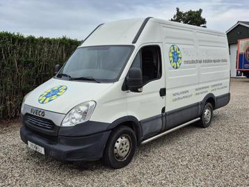 Iveco Daily 35S11D EURO 5 | Motor kapot! | Camera | Trekhaak beschikbaar voor biedingen