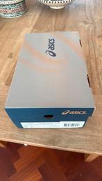 Asics kunstgrasschoenen, maat 9 1/2, Kleding | Dames, Sportkleding, Ophalen of Verzenden, Nieuw, Maat 42/44 (L), Zwart