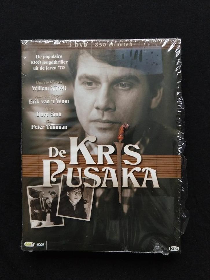 De Kris Pusaka 3DVD Box (1977/1978) (Willem Nijholt), Cd's en Dvd's, Dvd's | Tv en Series, Zo goed als nieuw, Thriller, Boxset