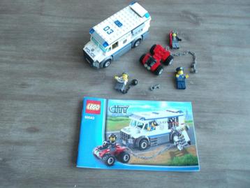lego police 60043 prisoner transporter (2014) beschikbaar voor biedingen