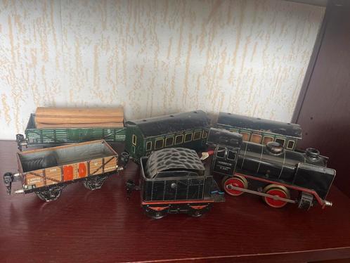 Marklin Trein + rails in kist; 2 dozen HEMA Holland Express, Antiek en Kunst, Antiek | Speelgoed, Ophalen