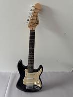 Fender Squier mini + Vox Pathfinder 10 + INNOX standaard, Ophalen, Zo goed als nieuw, Fender, Met versterker