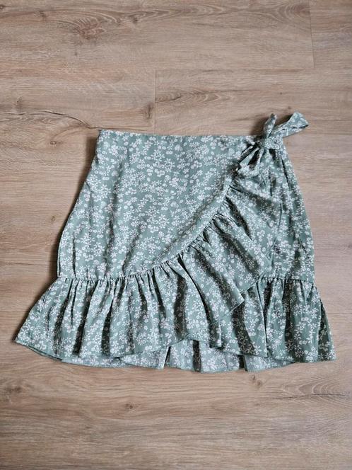 Heel leuk en zomers mintgroen wikkelrokje! Maat 158., Kinderen en Baby's, Kinderkleding | Maat 158, Zo goed als nieuw, Meisje