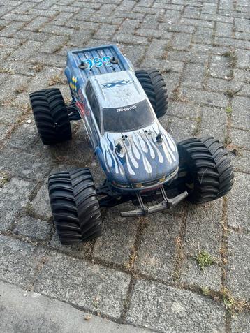 2x Rc nitro auto beschikbaar voor biedingen