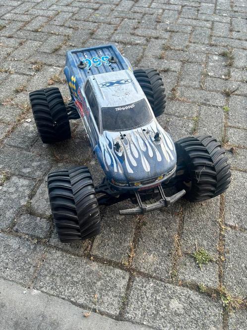2x Rc nitro auto, Hobby en Vrije tijd, Modelbouw | Radiografisch | Auto's, Zo goed als nieuw, Auto offroad, Nitro, Ophalen of Verzenden