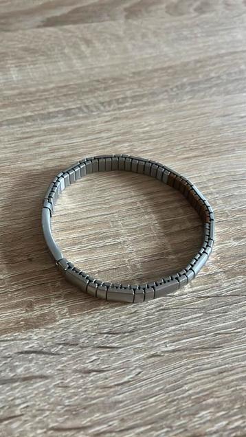 Officiële Energetix magneetarmband beschikbaar voor biedingen