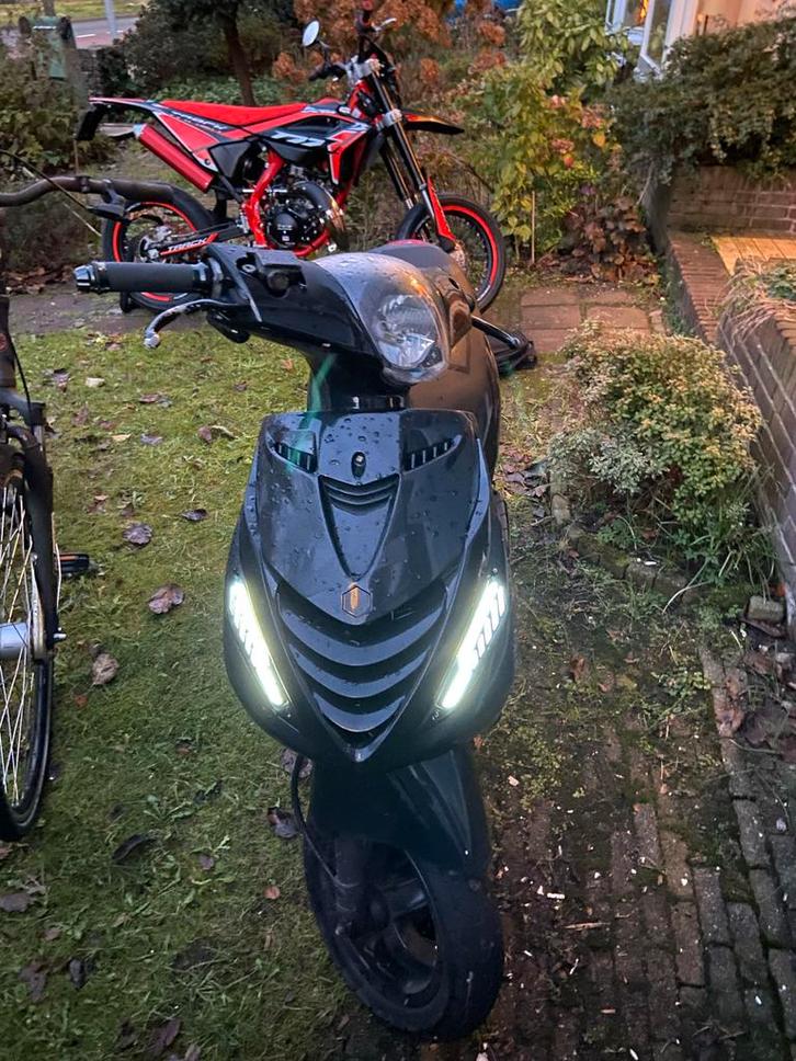Piaggio zip 4t 2v 80cc, Fietsen en Brommers, Snorfietsen en Snorscooters, Gebruikt, Piaggio, Benzine, Ophalen