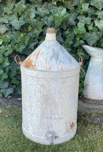 Brocante oud zinken oliekan/ olievat met tuitje  beschikbaar voor biedingen