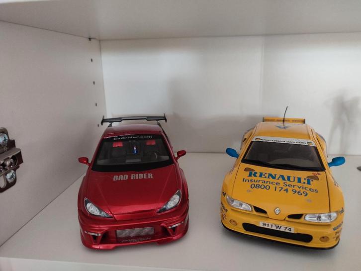 41 schaalmodel auto's 1/ 18, Hobby en Vrije tijd, Modelauto's | 1:18, Zo goed als nieuw, Auto, Overige merken, Ophalen