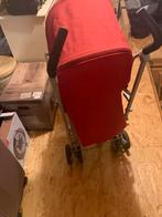 Kinderwagens  , rode kleur, merk chicco, Kinderen en Baby's, Buggy's, Ophalen of Verzenden, Gebruikt, Verstelbare rugleuning