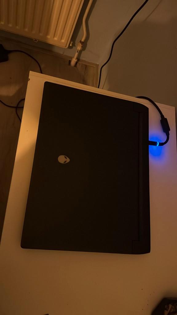 Alienware M15 Ryzen RTX 3070 - Zo goed als nieuw!, Computers en Software, Windows Laptops, Zo goed als nieuw, 15 inch, SSD, 3 tot 4 Ghz
