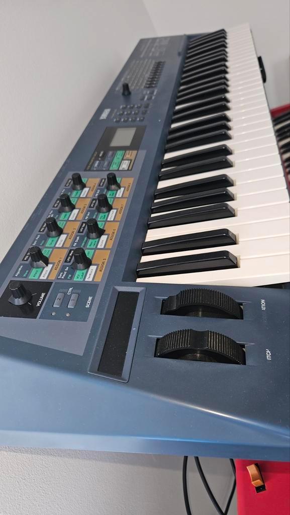 Yamaha AN1x virtueel analoge synthesizer, Muziek en Instrumenten, Synthesizers, Gebruikt, 61 toetsen, Yamaha, Met midi-aansluiting