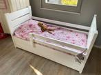 Kinderbed met lade en matras, Kinderen en Baby's, Kinderkamer | Bedden, Ophalen of Verzenden, Zo goed als nieuw, 180 cm of meer