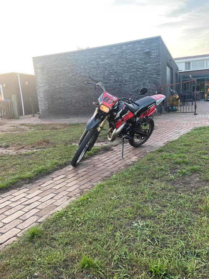 Rieju RR 50 Schakelbrommer - Goed Onderhouden!, Fietsen en Brommers, Brommers | Crossbrommers, Gebruikt, Overige merken, Ophalen