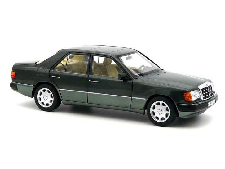 Norev Mercedes 230E Night Green 1:18 Pre order aanbieding!, Hobby en Vrije tijd, Modelauto's | 1:18, Nieuw, Auto, Norev, Ophalen of Verzenden