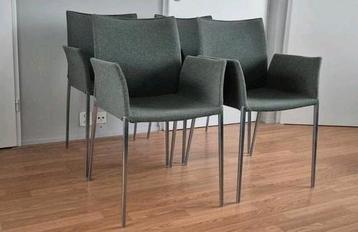 4 zanotta lia Armstoelen mosgroen ploeg stof zeer mooi
