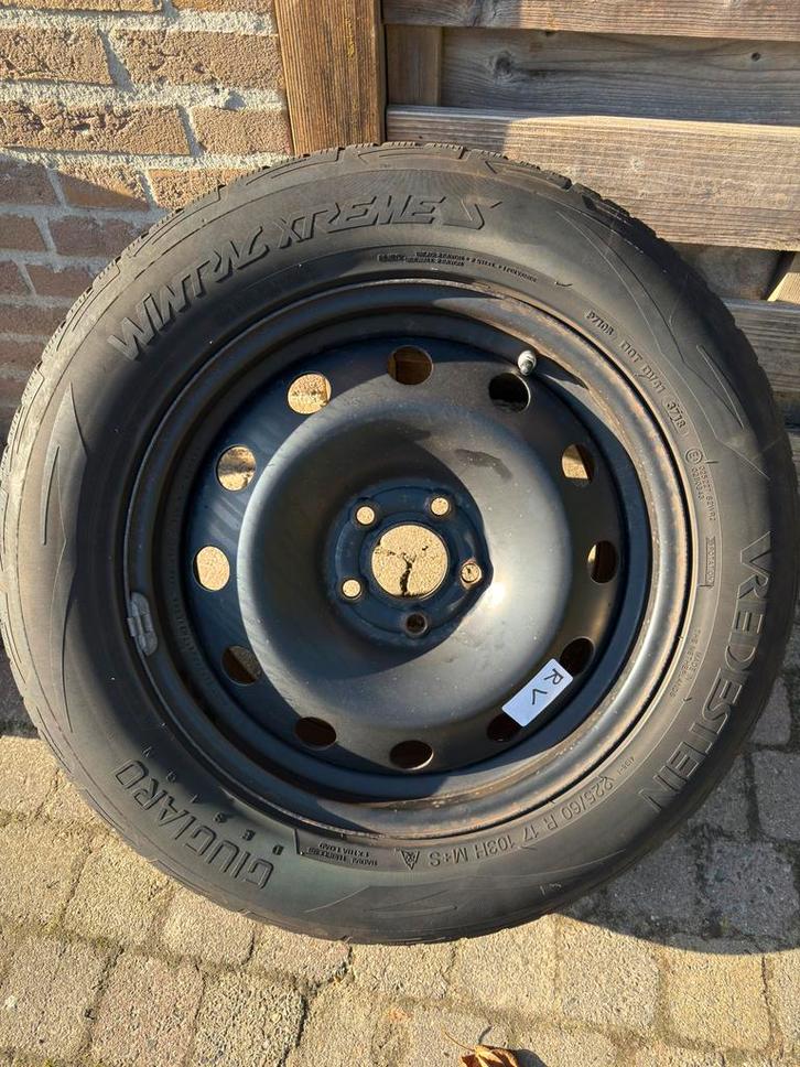 Set Winterbanden op stalen velg (Kia Sportage), Auto diversen, Auto-accessoires, Gebruikt, Ophalen