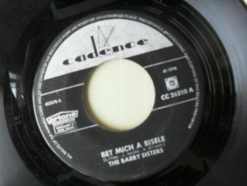 Rock 'n Roll Single : the Barry Sisters - Bet Mich a Bisele. beschikbaar voor biedingen