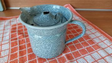 Vintage emaille melkkoker, grijs gewolkt beschikbaar voor biedingen