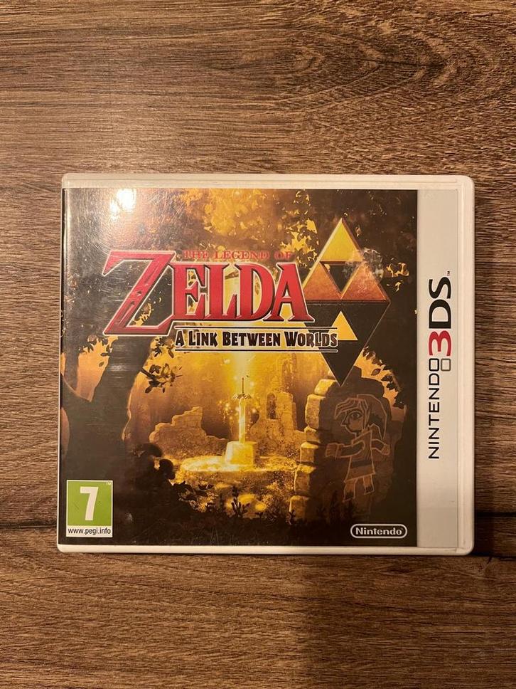 The Legend of Zelda: A Link Between Worlds (Nintendo’s 3DS), Spelcomputers en Games, Games | Nintendo 2DS en 3DS, Zo goed als nieuw