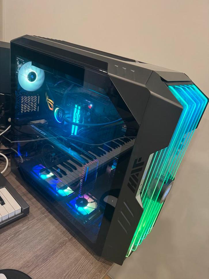 ASUS Game PC - i9-13900KS, RTX 4090, 64GB RAM, 4TB SSD, Computers en Software, Computerbehuizingen, Zo goed als nieuw, Ophalen