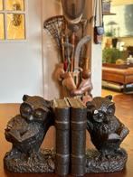 Zeer oude stenen boekensteunen van 2 uiltjes, Antiek en Kunst, Ophalen of Verzenden