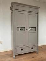 Kledingkast Babykamer Kinderkamer Brocante | Taupe Grijs, Kinderen en Baby's, Kinderkamer | Commodes en Kasten, Kast, 105 cm of meer