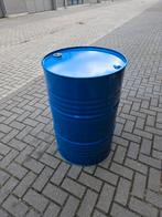 Meerdere stalen vaten aangeboden, Ophalen, Gebruikt